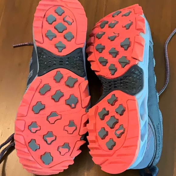 ADIDAS running shoes - Picture 2 of 8